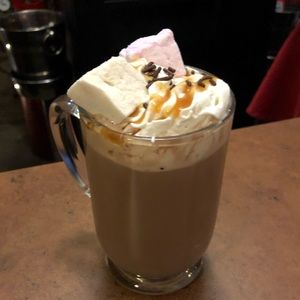 Meet your Posher, Tracey